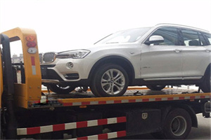 头屯河拖车24小时服务电话