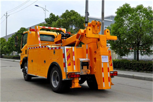 头屯河高速路拖车费